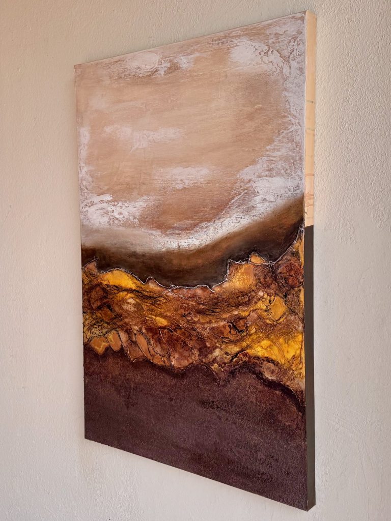 Schichtungen an der Wand
